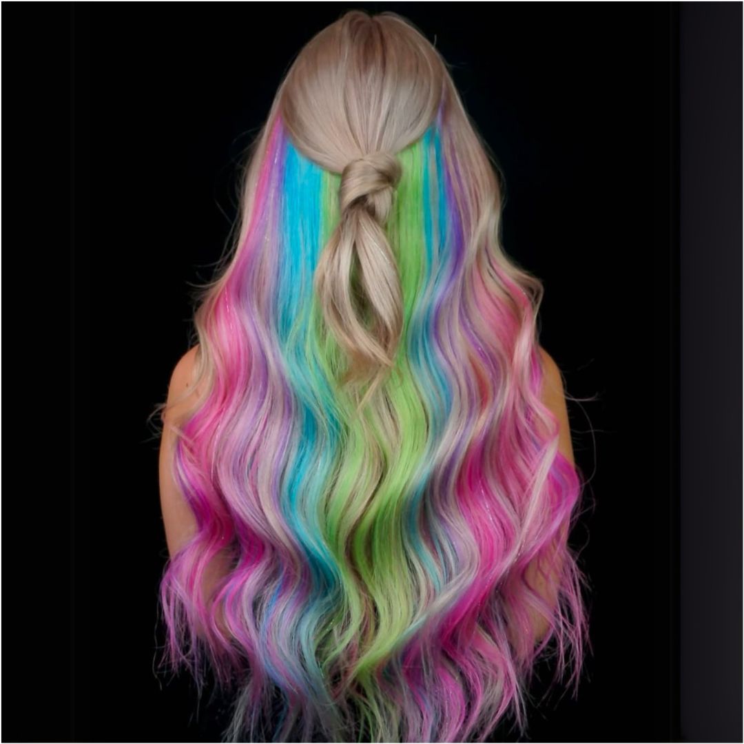 CLIP IN HAIR EXTENSIONS